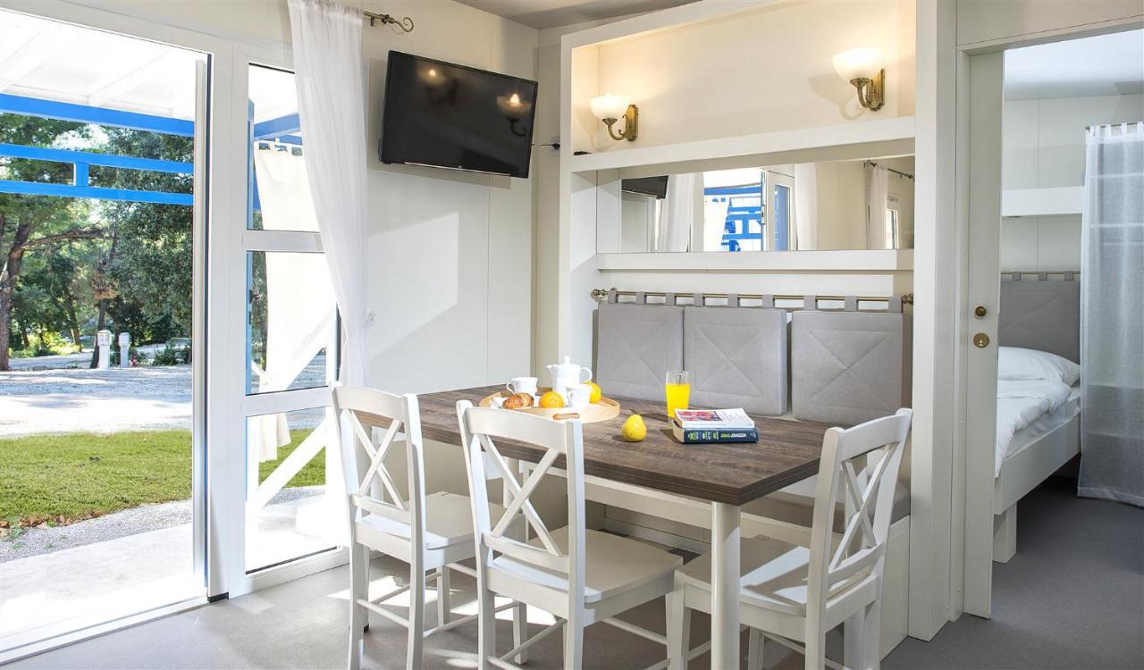 Aminess Planet Camping Holiday Homes Port9 Корчула Экстерьер фото